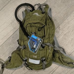 High Sierra hydration pack